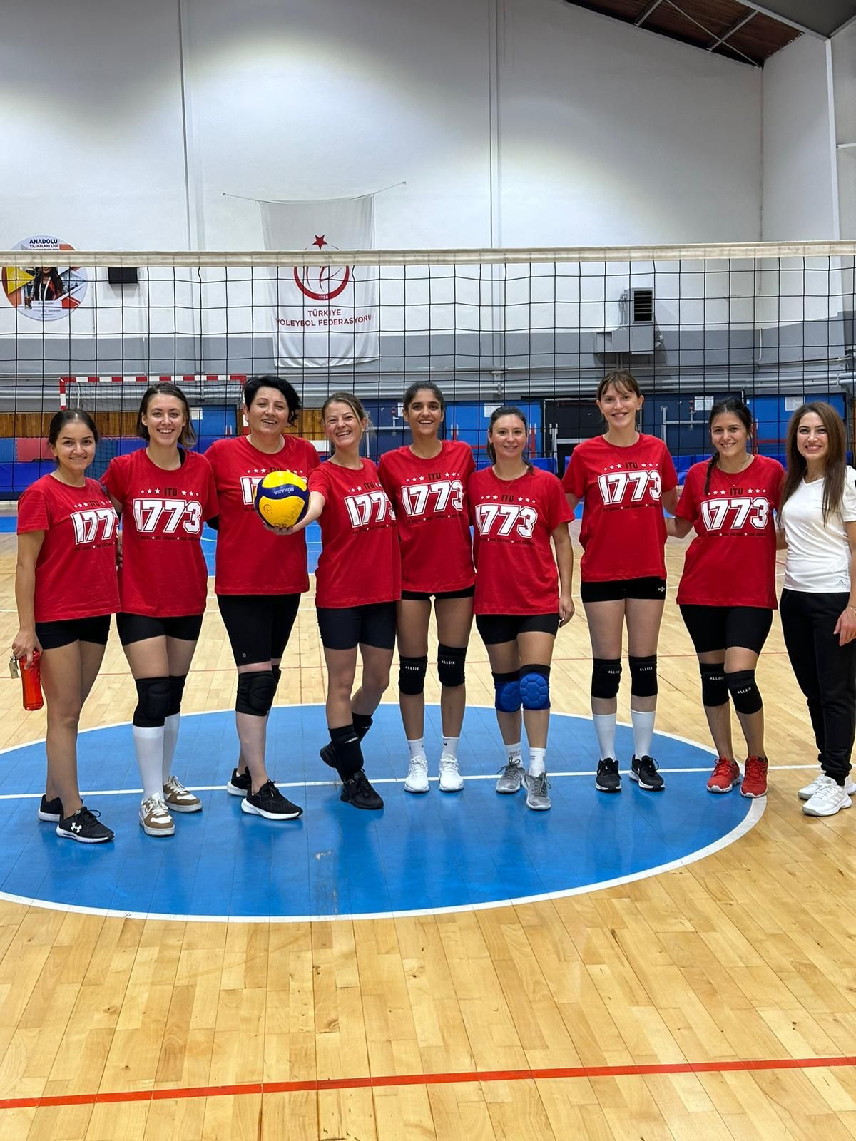 kadın voleybol